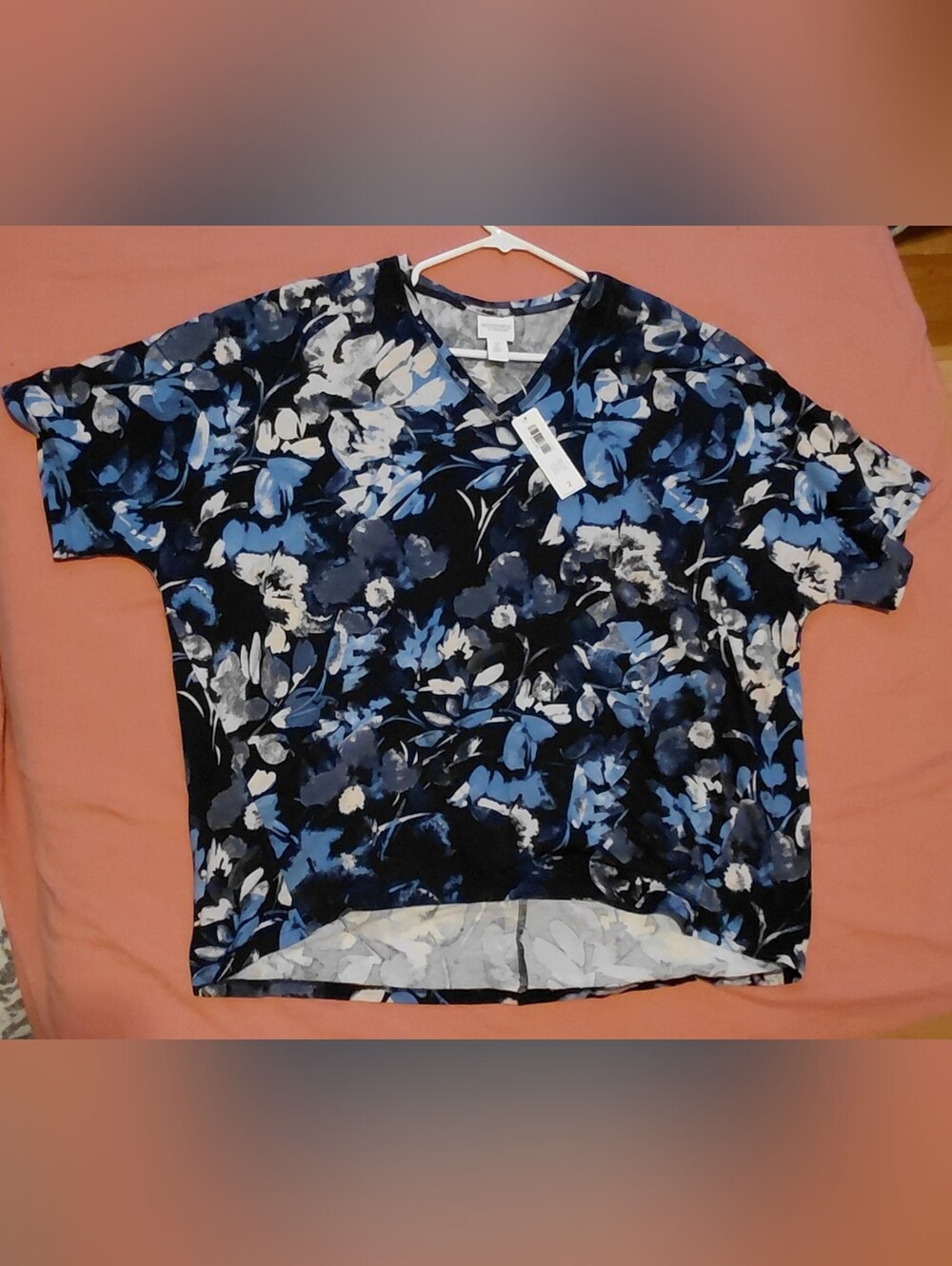 Women’s Blue Floral V-Neck Top Chico's 2 (XL)